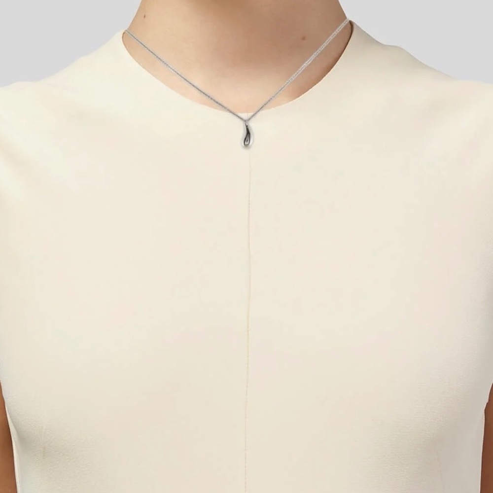 Tiffany & Co. Peretti Teardrop Necklace - Picture 2 of 7